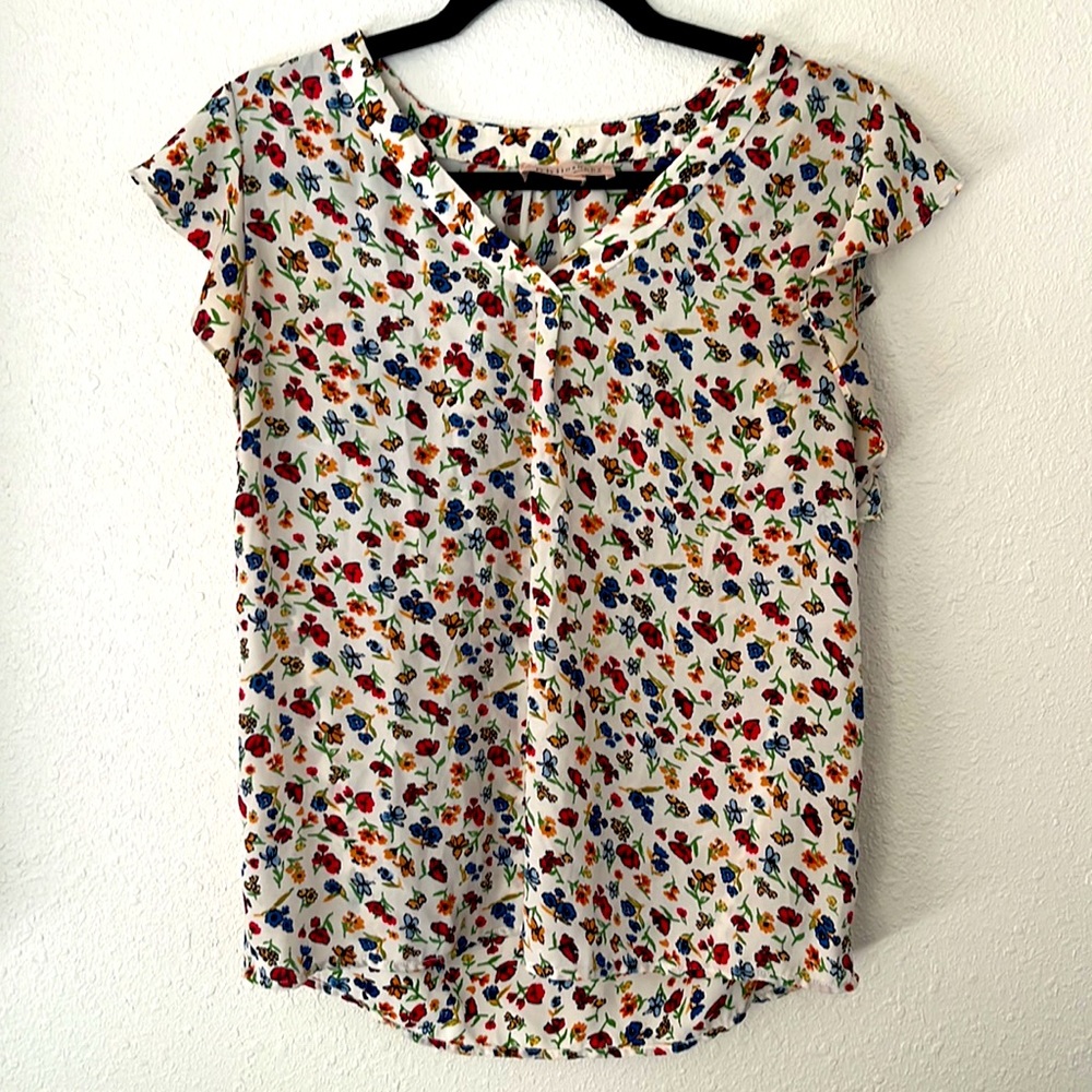 Philosophy floral flutter sleeve blouse